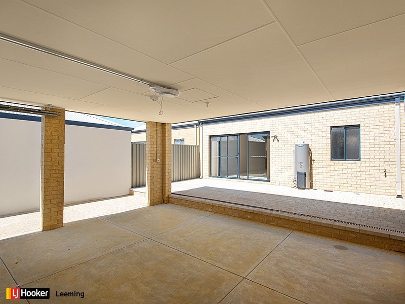 69 Veterans Drive, Byford WA 6122