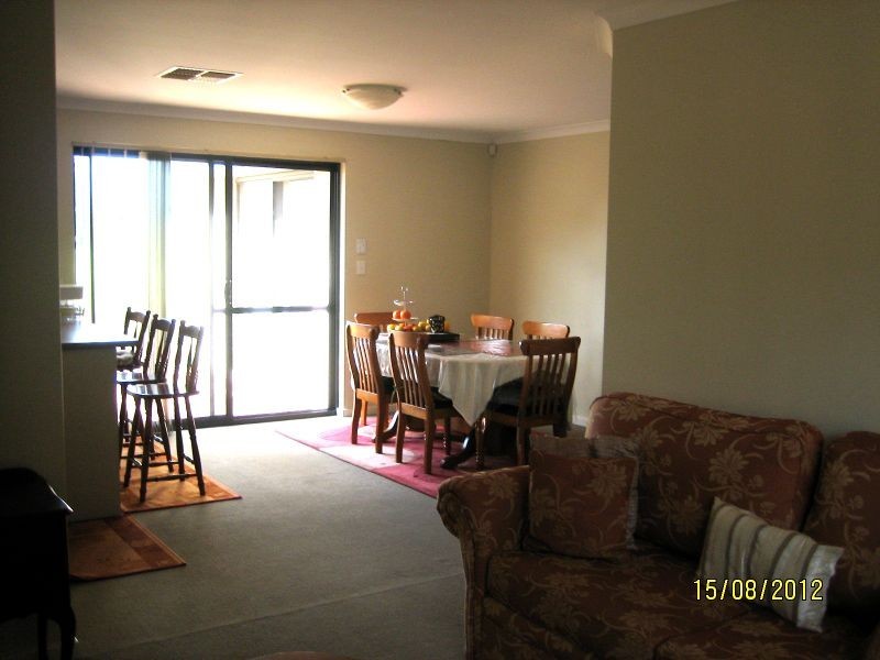 4/103 Leach Highway, Wilson WA 6107