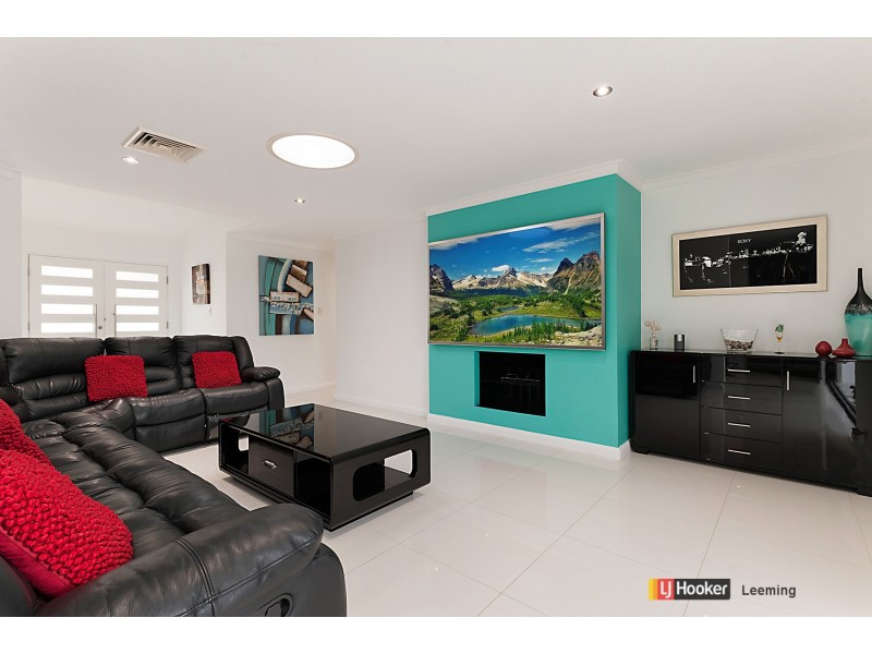 66 Burnett Avenue, Leeming WA 6149