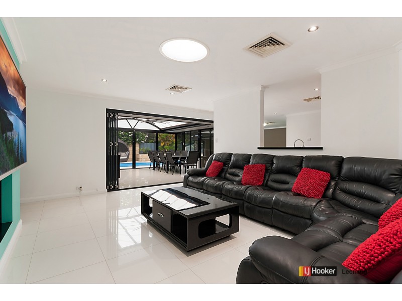 66 Burnett Avenue, Leeming WA 6149