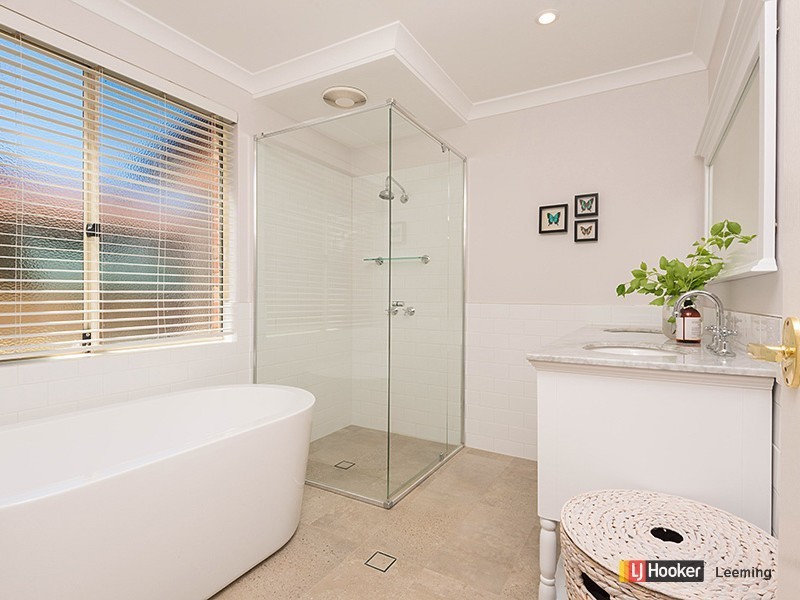 36 Sellars Way, Bull Creek WA 6149