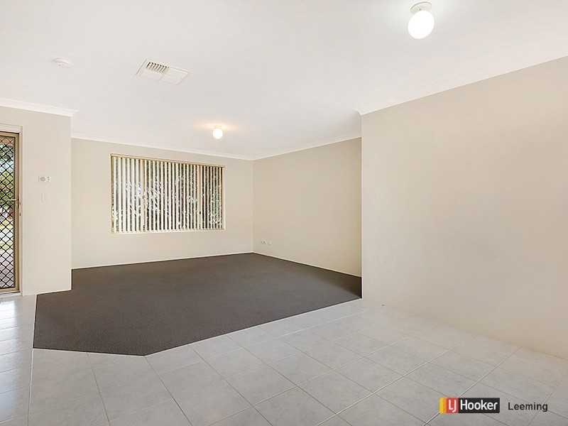 1/10 Marriot Street, Cannington WA 6107
