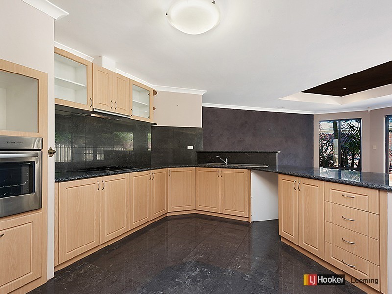 50A Redwood Crescent, Melville WA 6156
