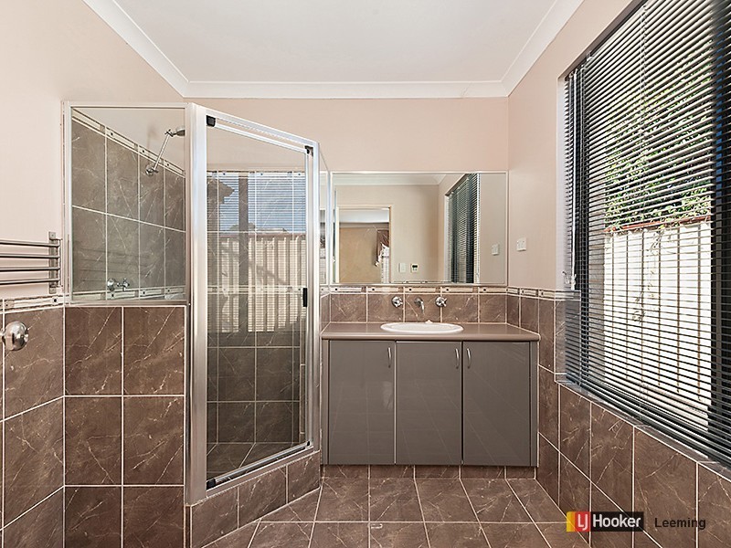50A Redwood Crescent, Melville WA 6156