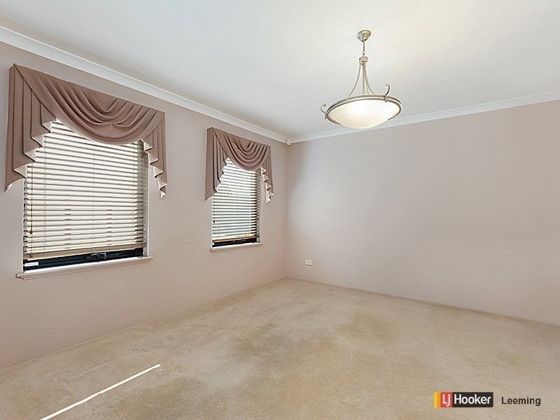50A Redwood Crescent, Melville WA 6156