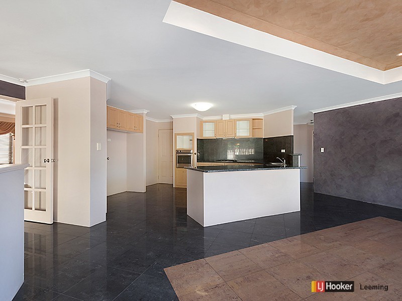 50A Redwood Crescent, Melville WA 6156