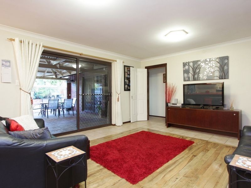 3 Tasman Place, Shelley WA 6148