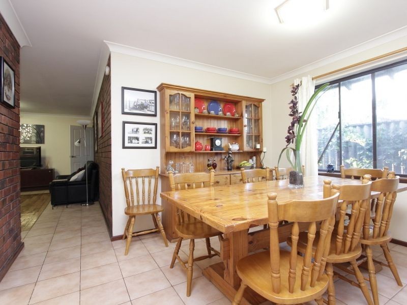 3 Tasman Place, Shelley WA 6148