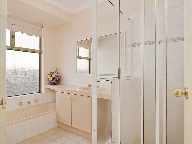 37 Barcombe Way, Leeming WA 6149