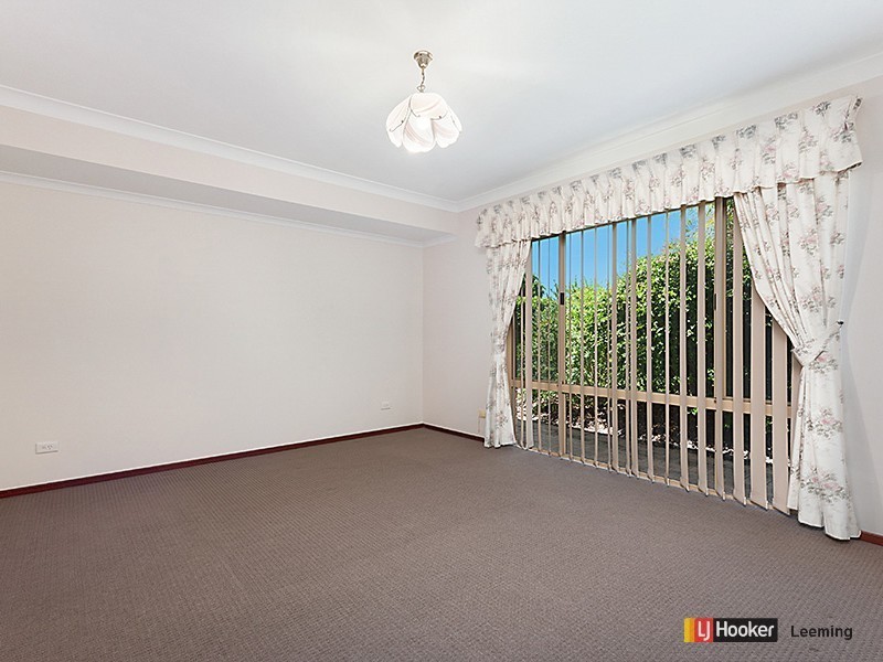 73 Casserly Drive, Leeming WA 6149