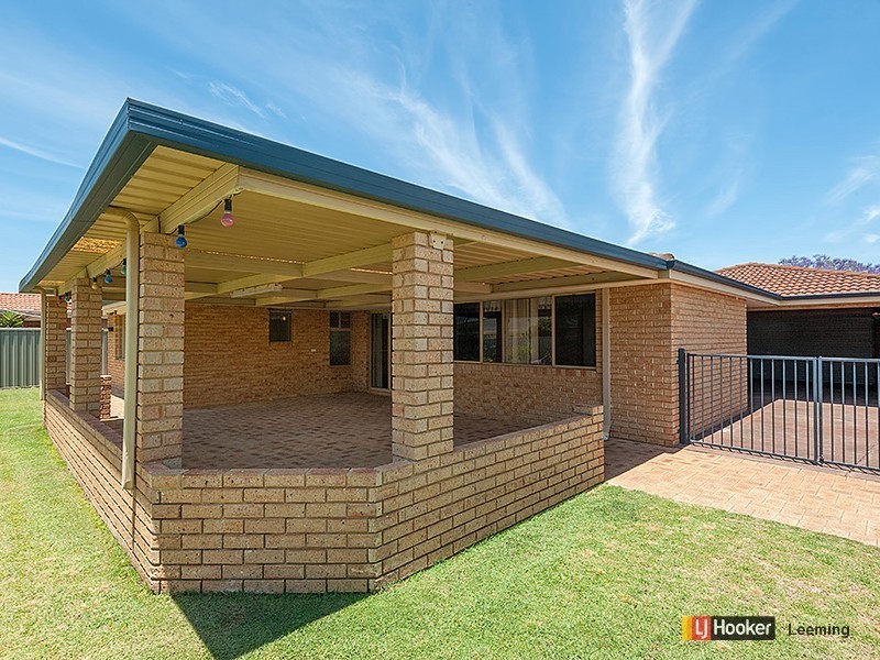 73 Casserly Drive, Leeming WA 6149