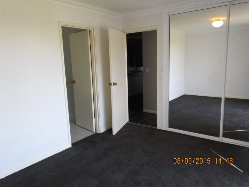 8 Gilchrist Avenue, Bibra Lake WA 6163