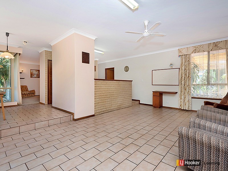 4 Franklyn Place, Willetton WA 6155