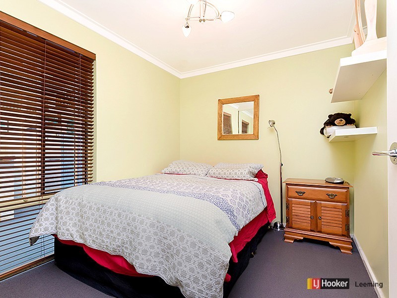 22 Gladstone Road, Leeming WA 6149