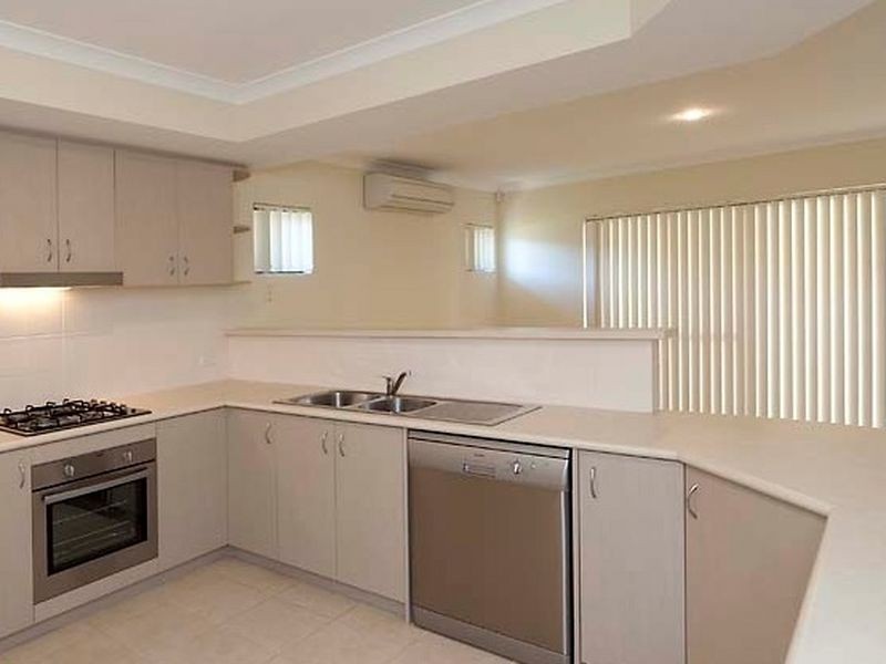 6/212 Corinthian Road East, Riverton WA 6148