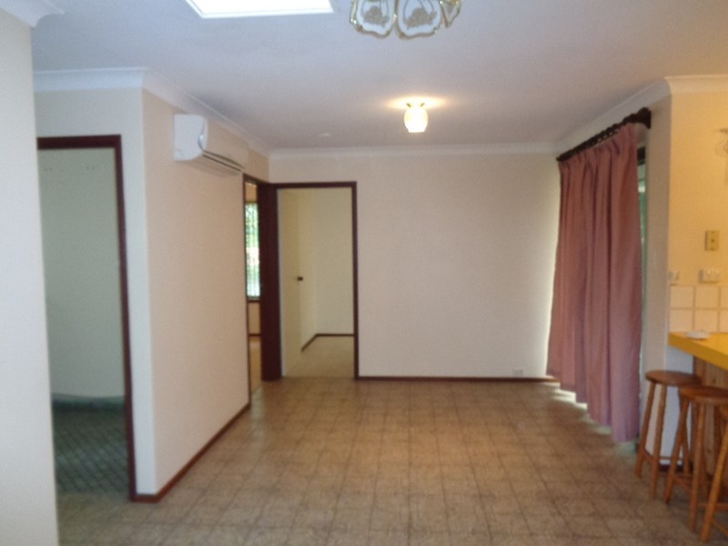 23 Winchester Way, Leeming WA 6149