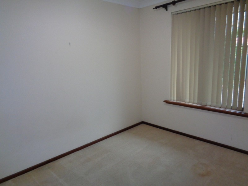 23 Winchester Way, Leeming WA 6149