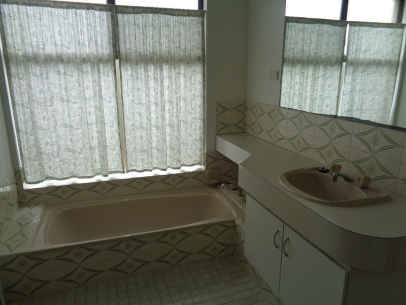 23 Winchester Way, Leeming WA 6149