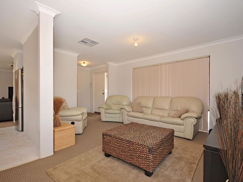 33 Burrendah Boulevard, Willetton WA 6155
