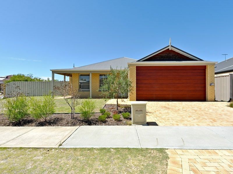 19 Randwick Bend, Harrisdale WA 6112