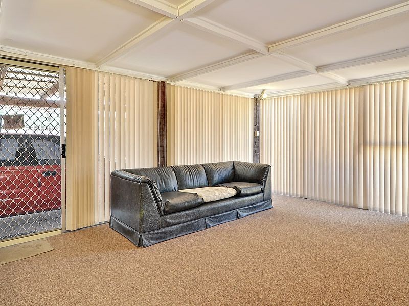 411 High Road, Parkwood WA 6147