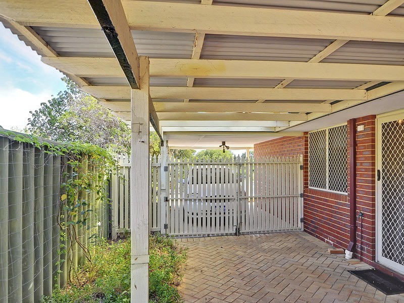 17A Sunshine Place, Bibra Lake WA 6163