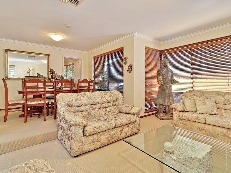 5 Beckley Circle, Leeming WA 6149