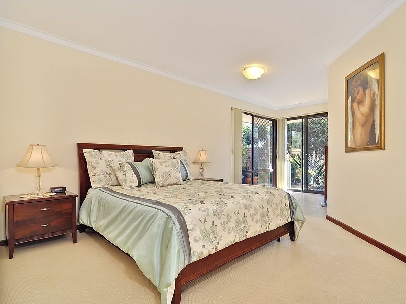 5 Beckley Circle, Leeming WA 6149