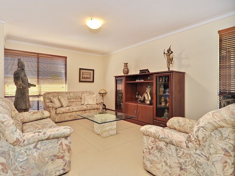 5 Beckley Circle, Leeming WA 6149