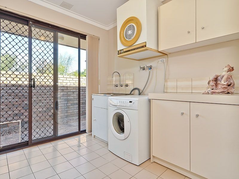 5 Beckley Circle, Leeming WA 6149
