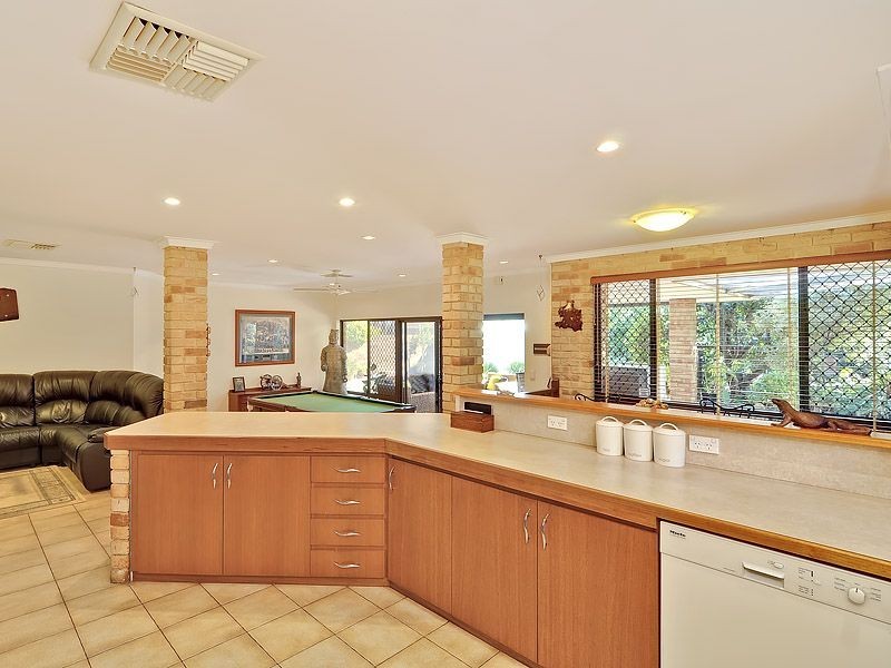 5 Beckley Circle, Leeming WA 6149