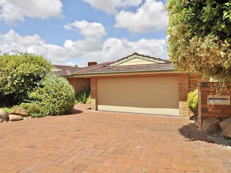 5 Beckley Circle, Leeming WA 6149