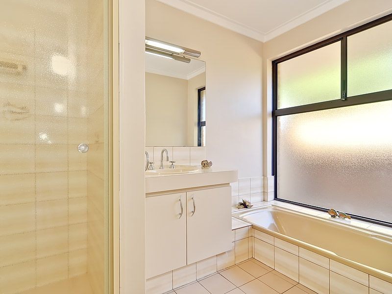 5 Beckley Circle, Leeming WA 6149