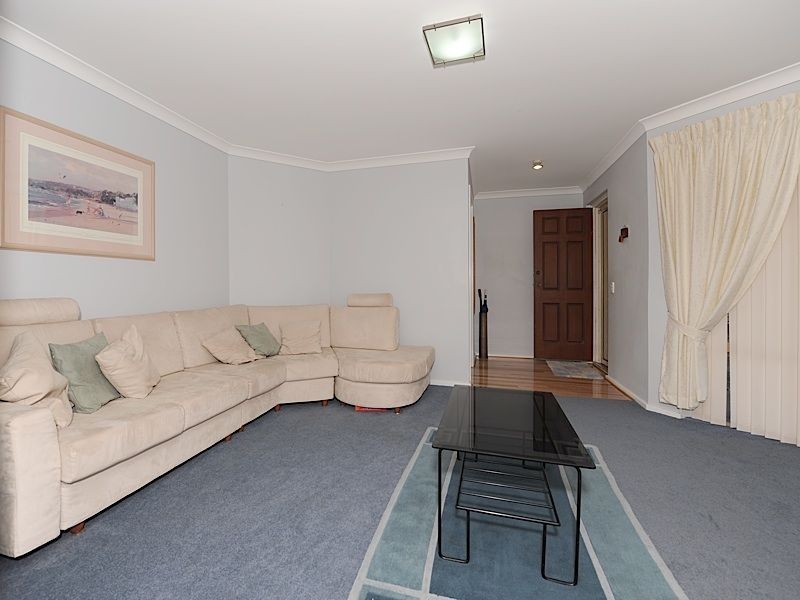 3 Demasson Rise, Leeming WA 6149