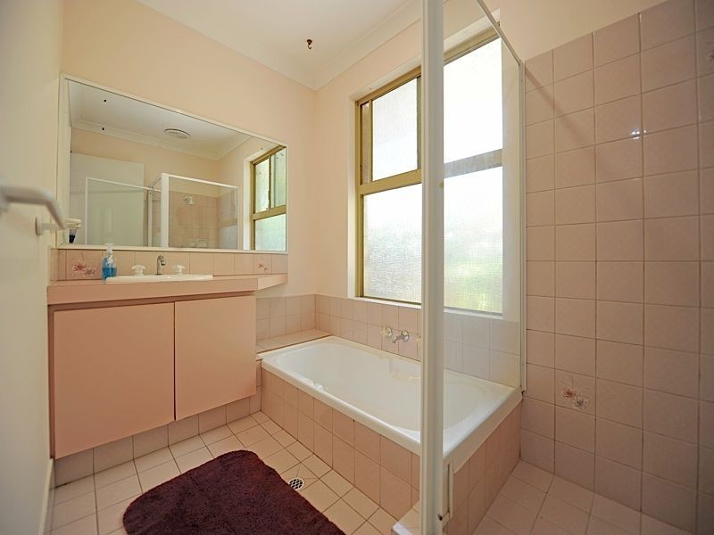 3 Demasson Rise, Leeming WA 6149