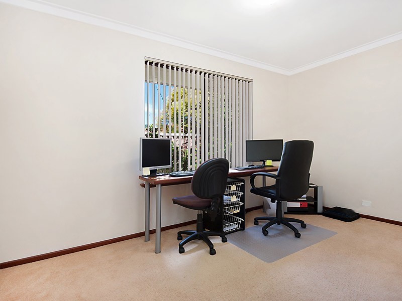 19 Gowther Street, Leeming WA 6149