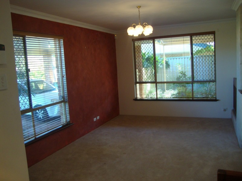 16 Hollingsworth Way, Leeming WA 6149