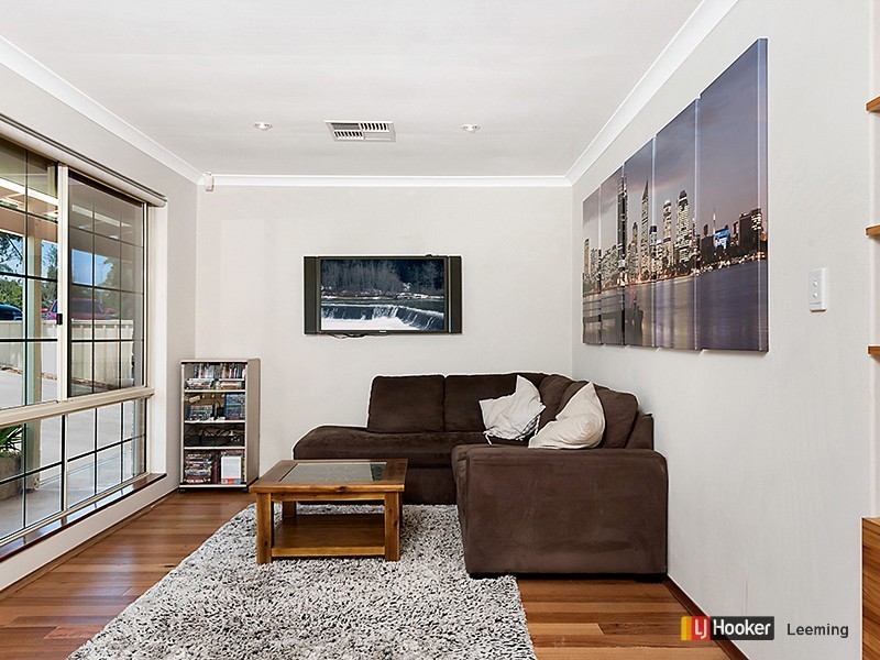 55 Cervantes Loop, Yangebup WA 6164