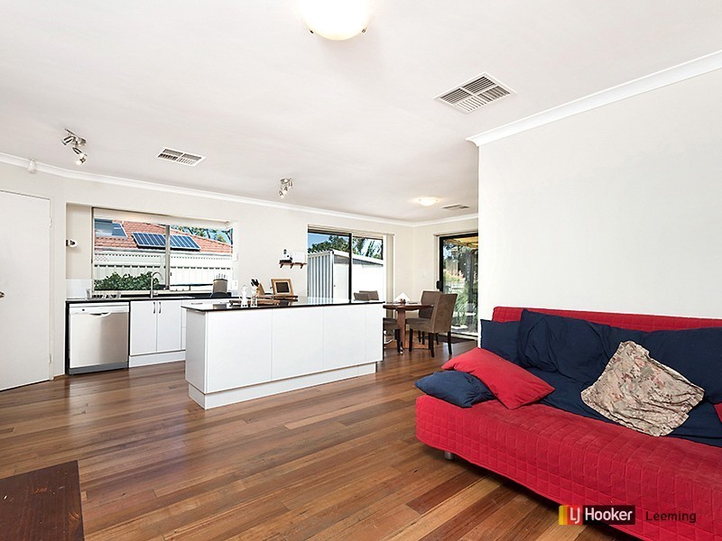 55 Cervantes Loop, Yangebup WA 6164