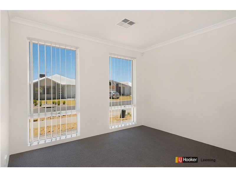 14 Plavin Street, Piara Waters WA 6112