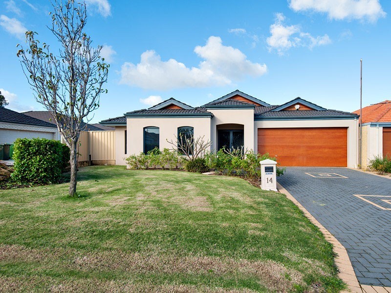 14 Sanderling Way, Beeliar WA 6164