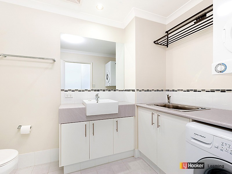 17/34 Malata Crescent, Success WA 6164