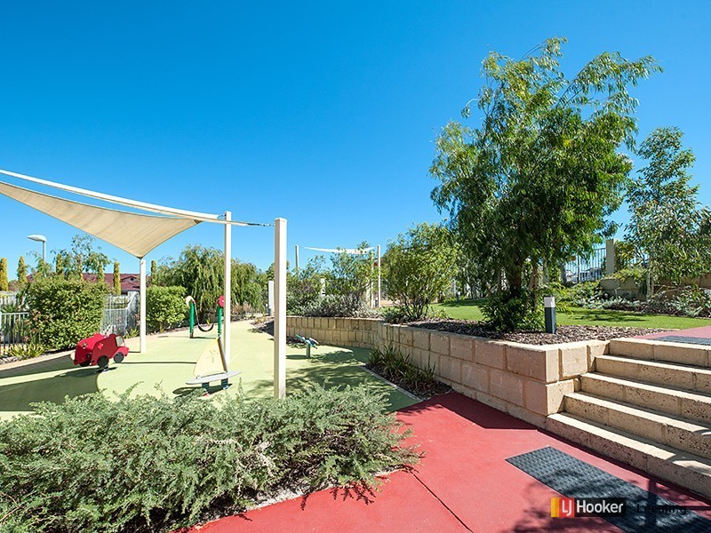 17/34 Malata Crescent, Success WA 6164