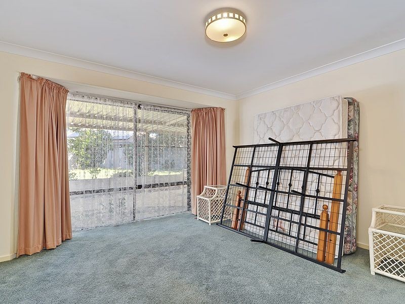 11 Windmill Drive, Bibra Lake WA 6163