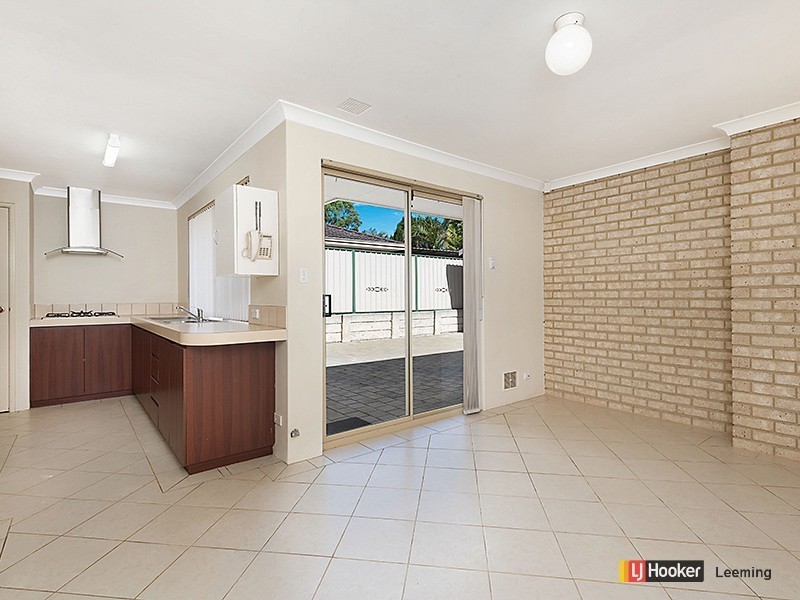 20 Meadow Grove, Leeming WA 6149