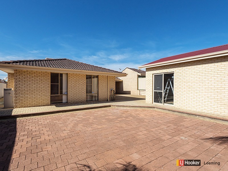 20 Meadow Grove, Leeming WA 6149