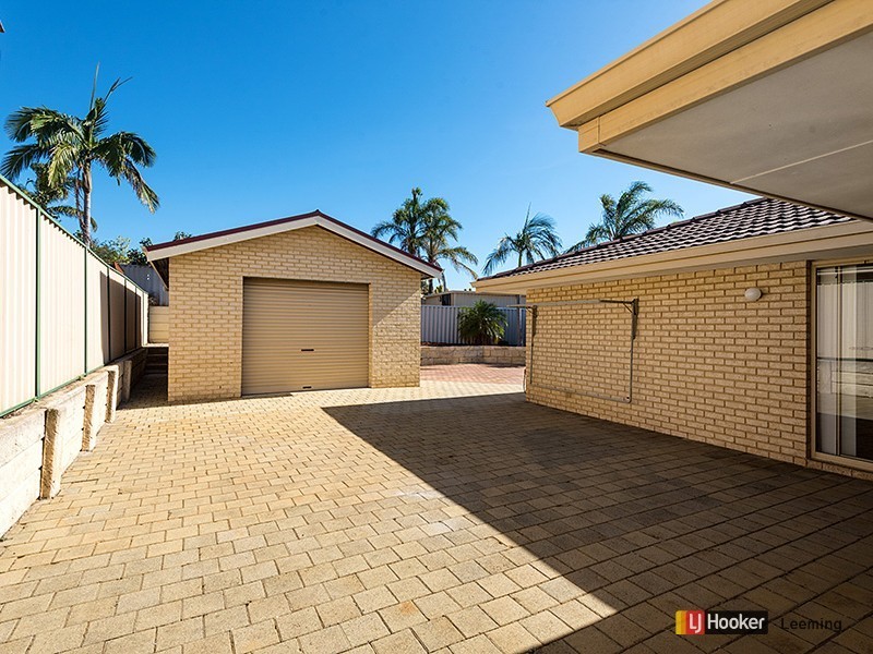 20 Meadow Grove, Leeming WA 6149