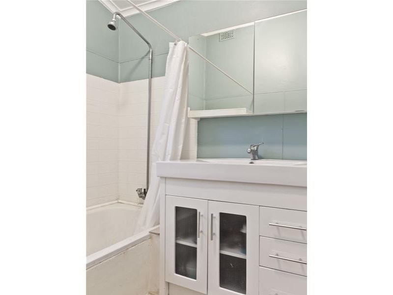 138A Renou Street, Cannington WA 6107