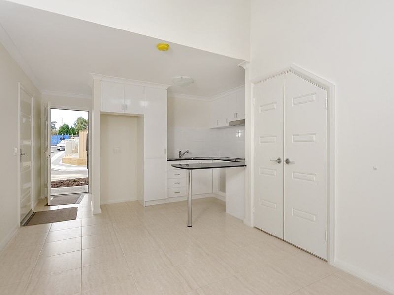 6/25 Southwell Crescent, Hamilton Hill WA 6163