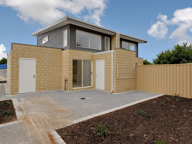 6/25 Southwell Crescent, Hamilton Hill WA 6163